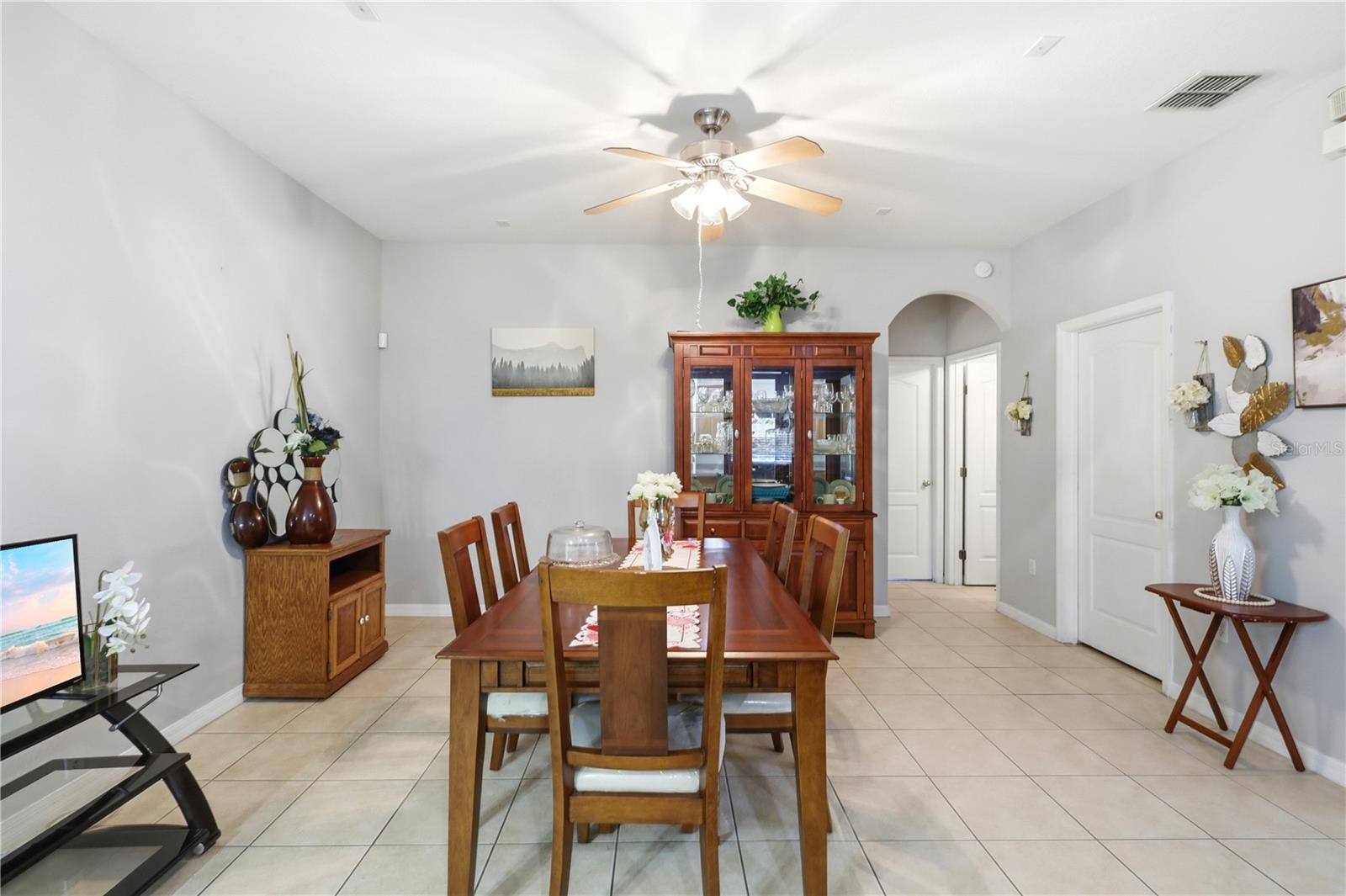 ESTANCIA - Residential