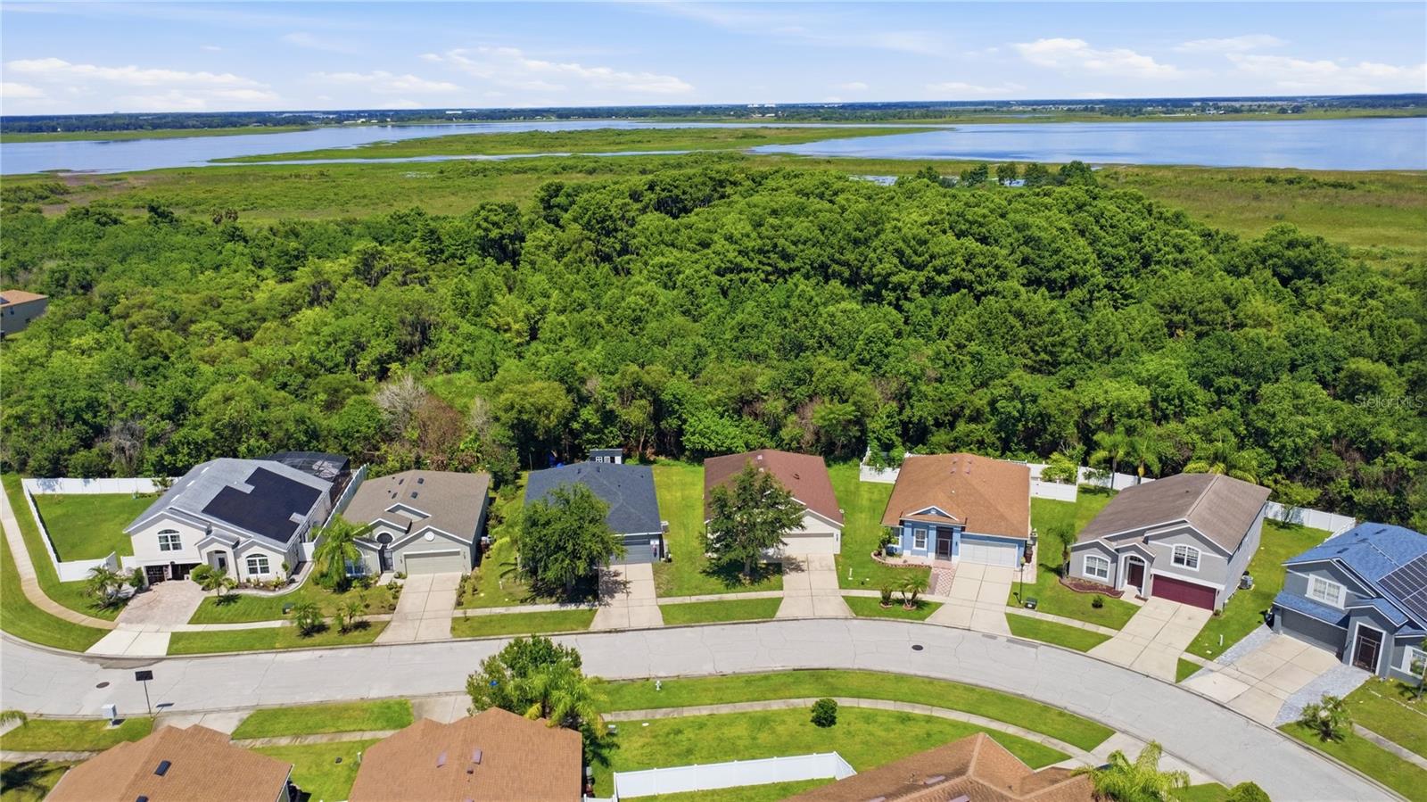 ESTANCIA - Residential
