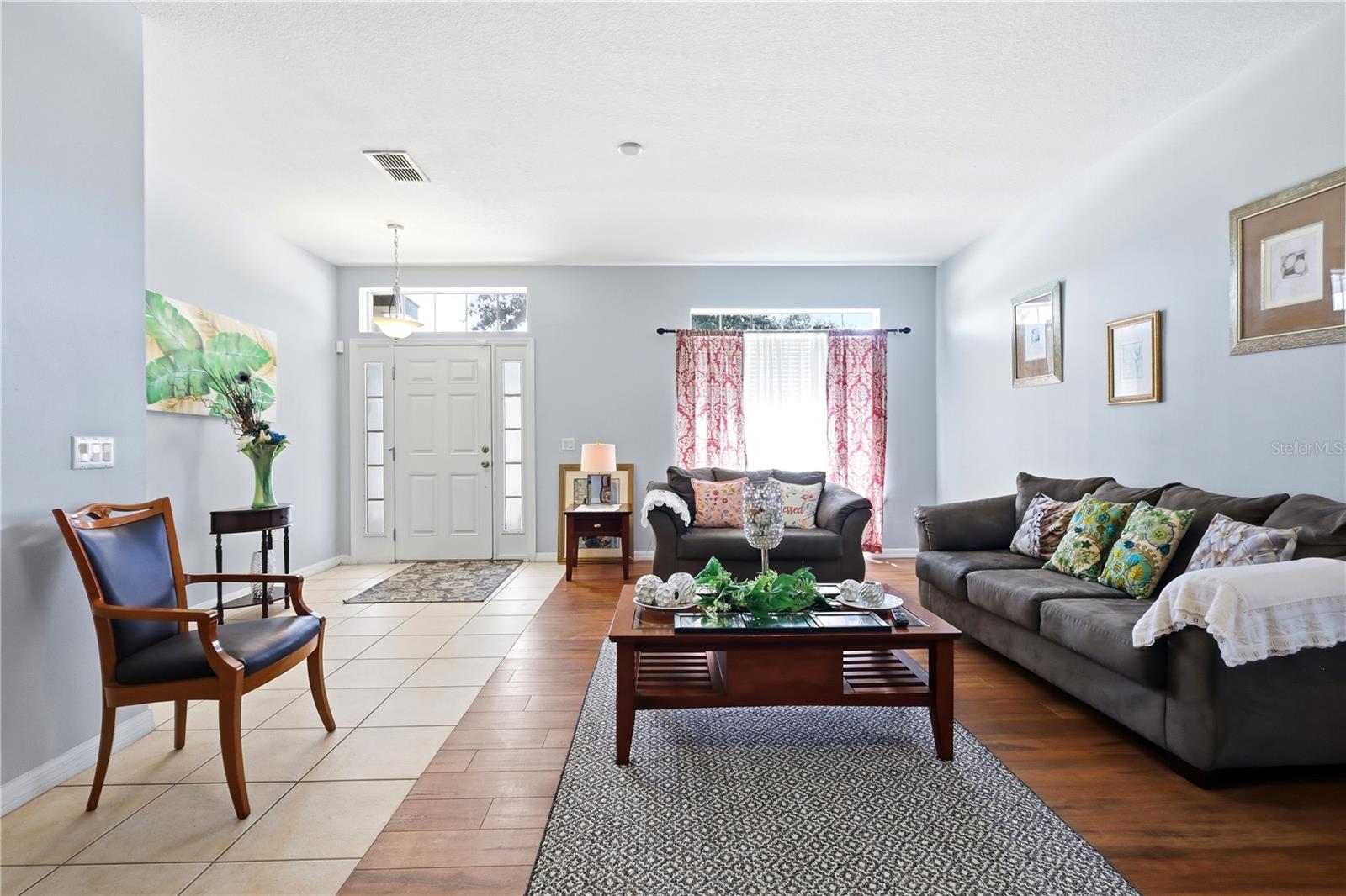 ESTANCIA - Residential