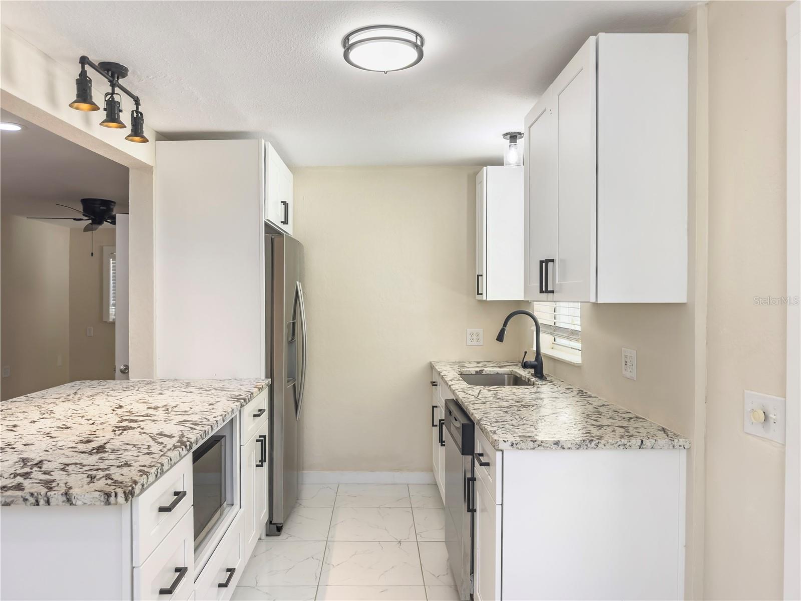 DON CE-SAR PLACE - Residential