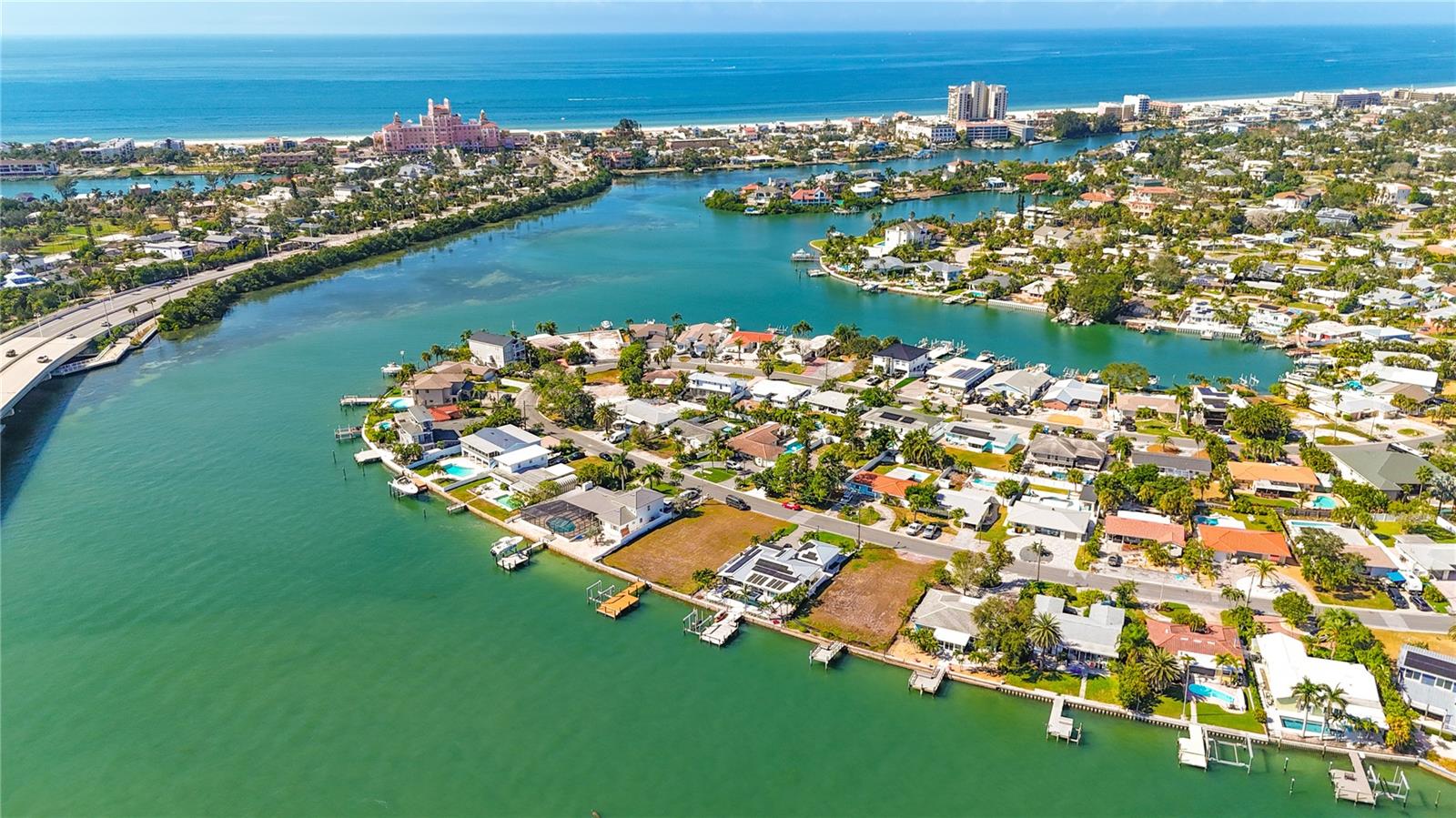 DON CE-SAR PLACE - Residential