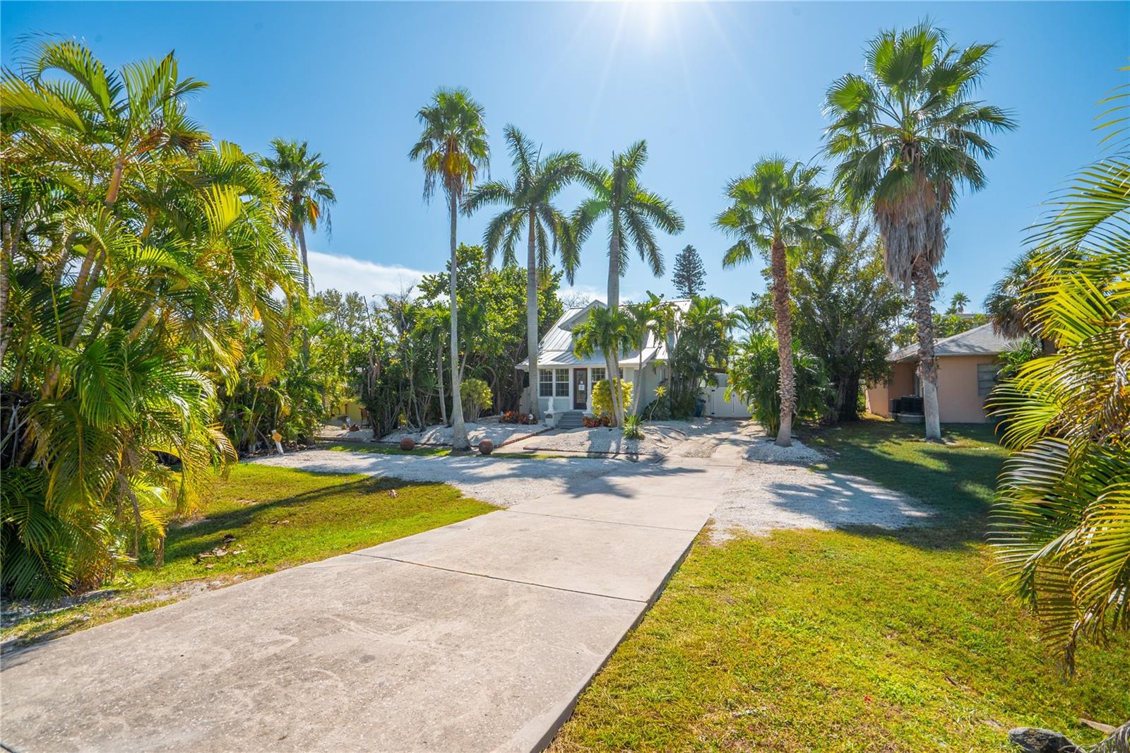 DON CE-SAR PLACE - Residential