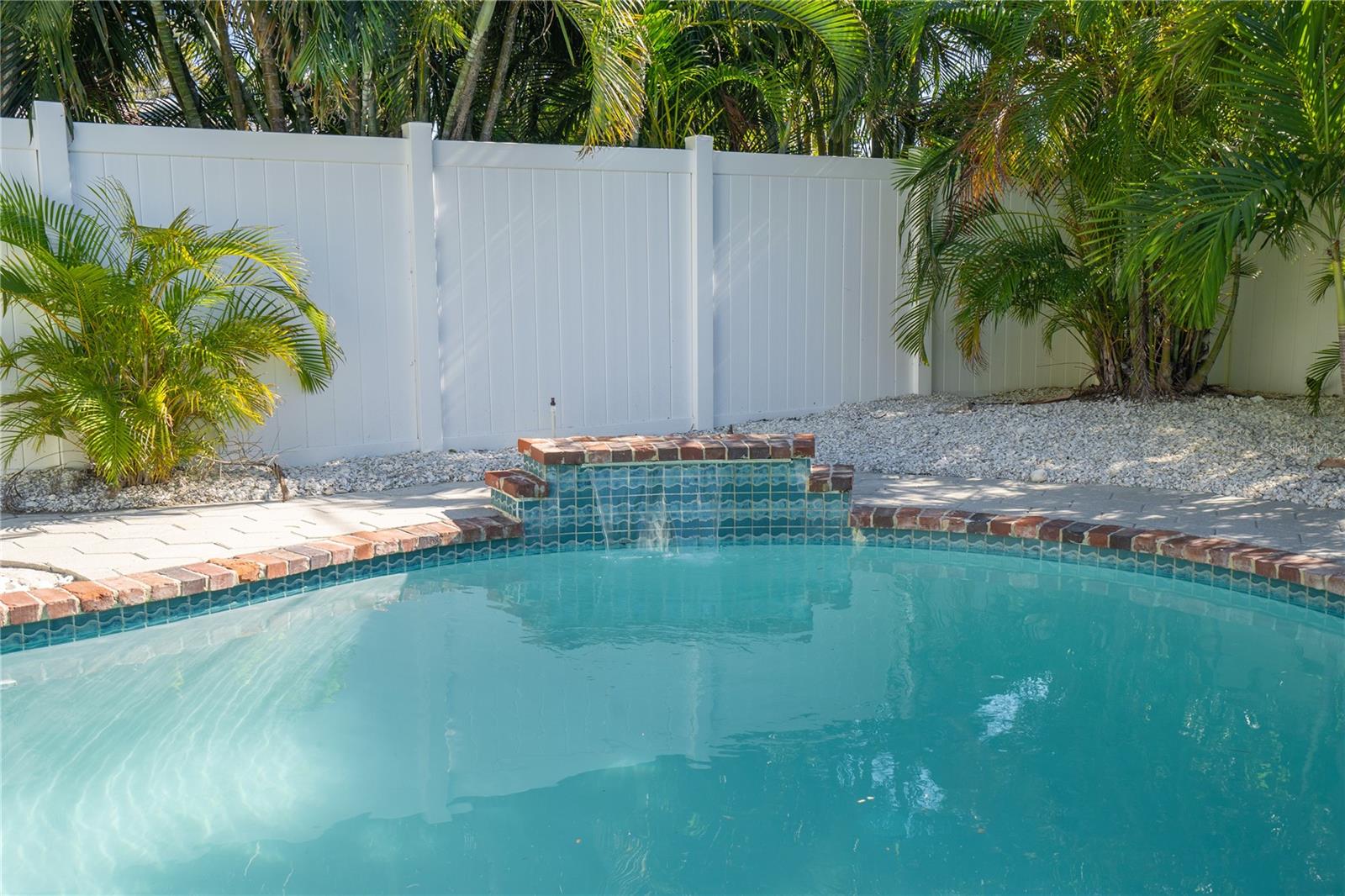 DON CE-SAR PLACE - Residential