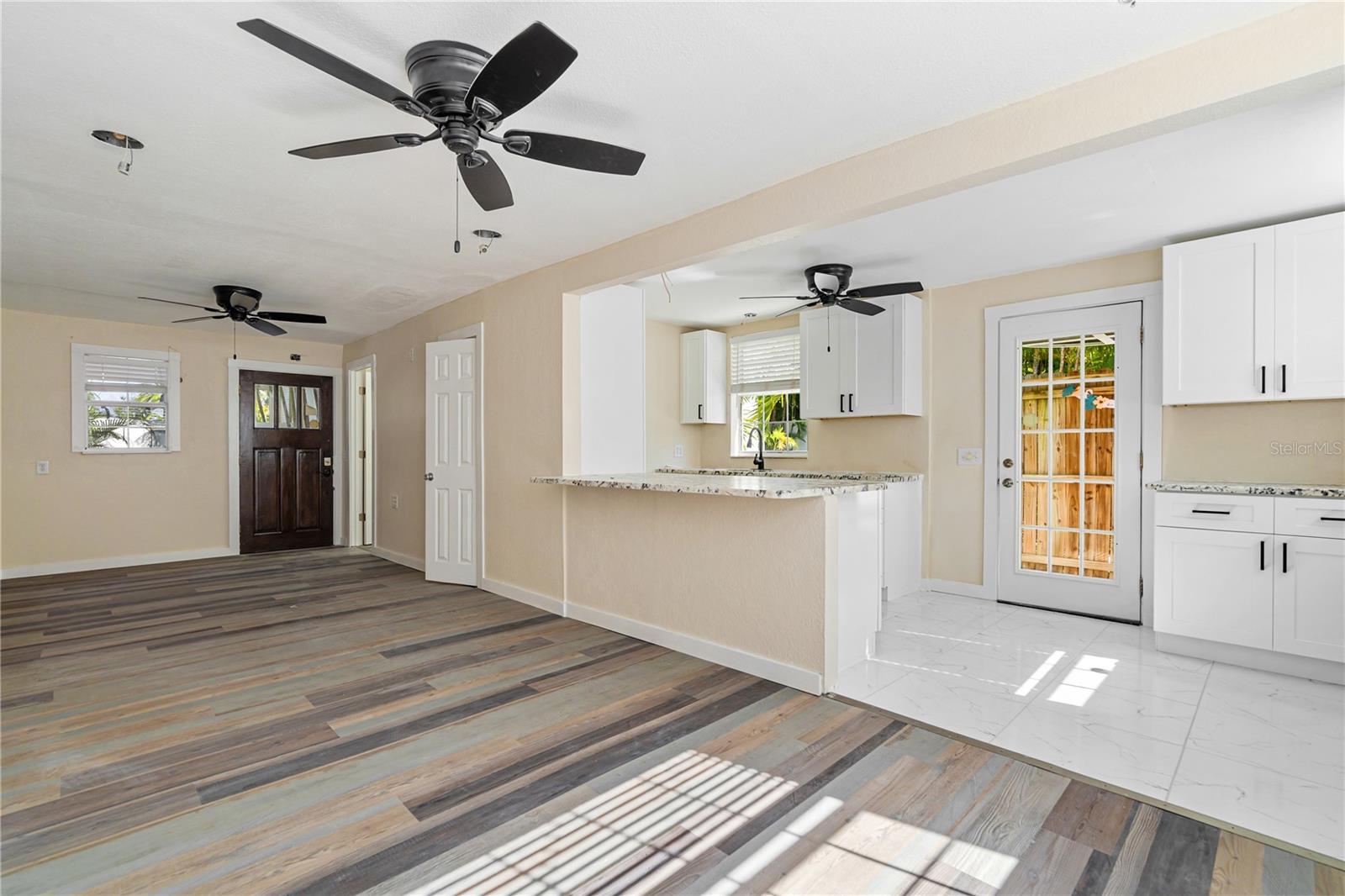 DON CE-SAR PLACE - Residential