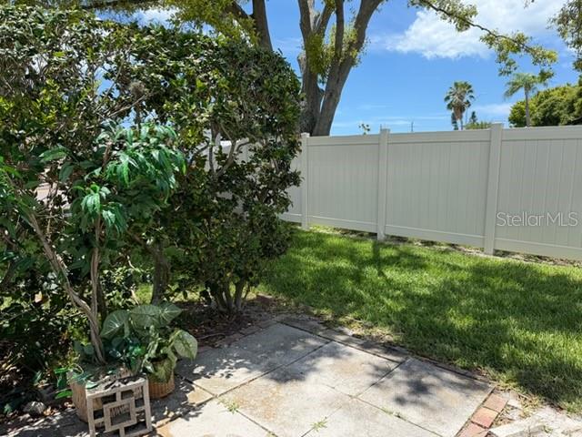 PARKWAY VILLAS UNIT 6 - Residential