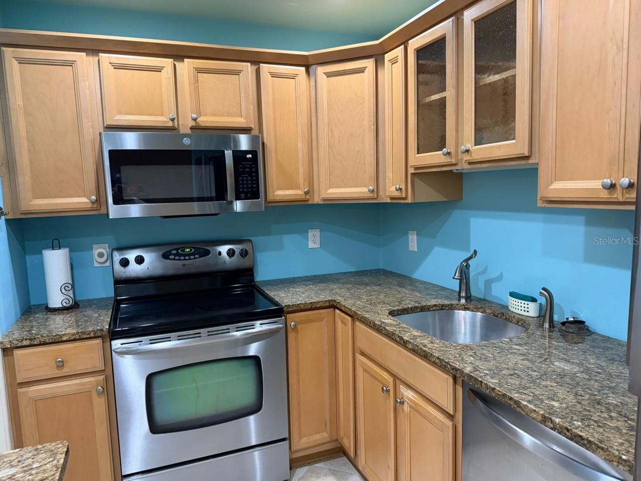 PARKWAY VILLAS UNIT 6 - Residential