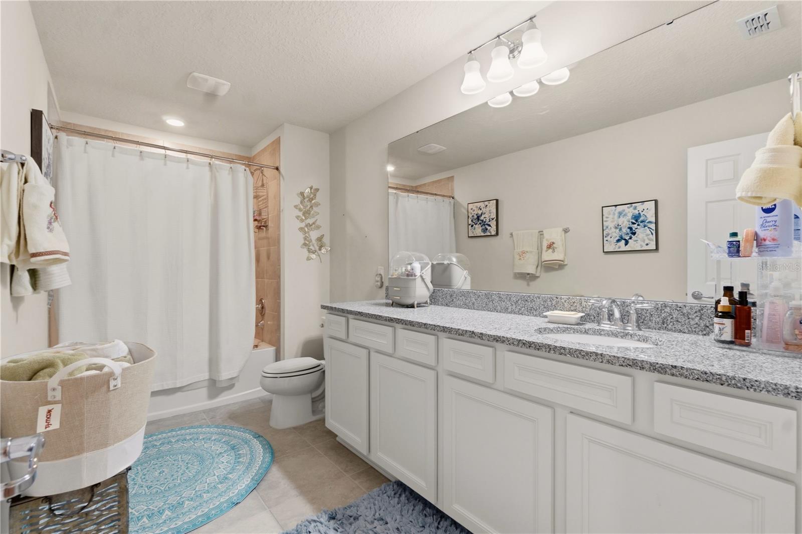 SPLIT OAK ESTATES - Residential