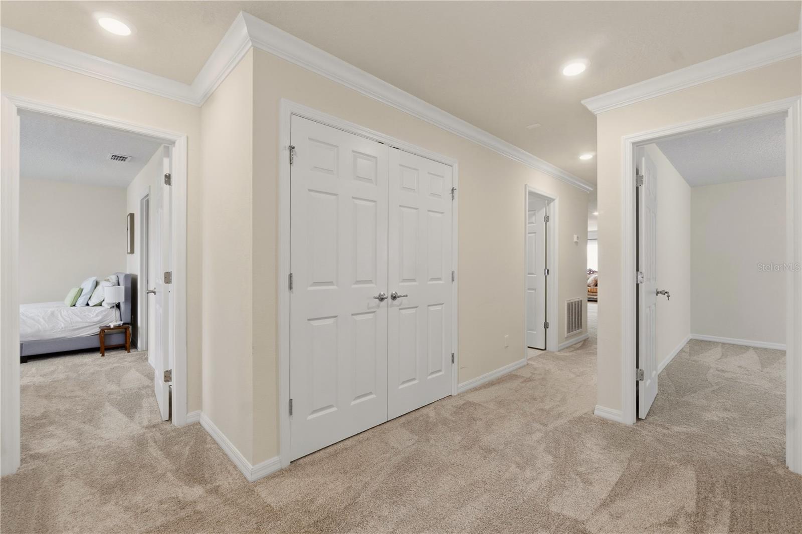 SPLIT OAK ESTATES - Residential