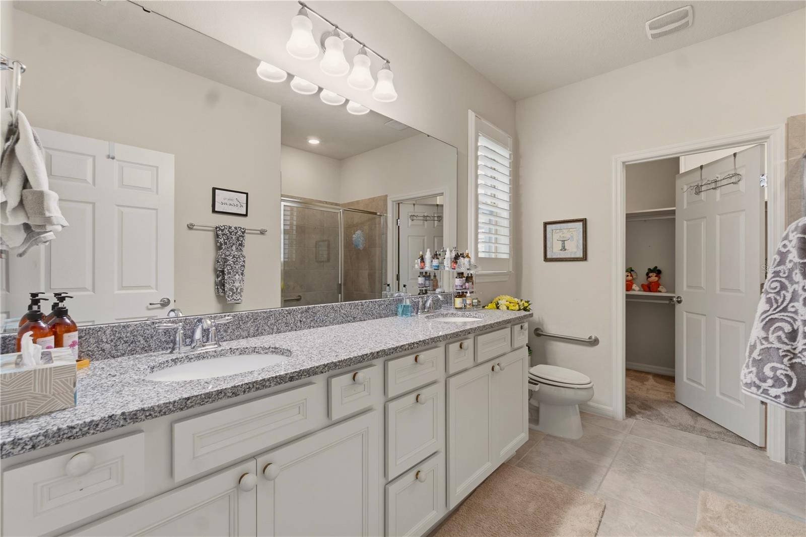 SPLIT OAK ESTATES - Residential