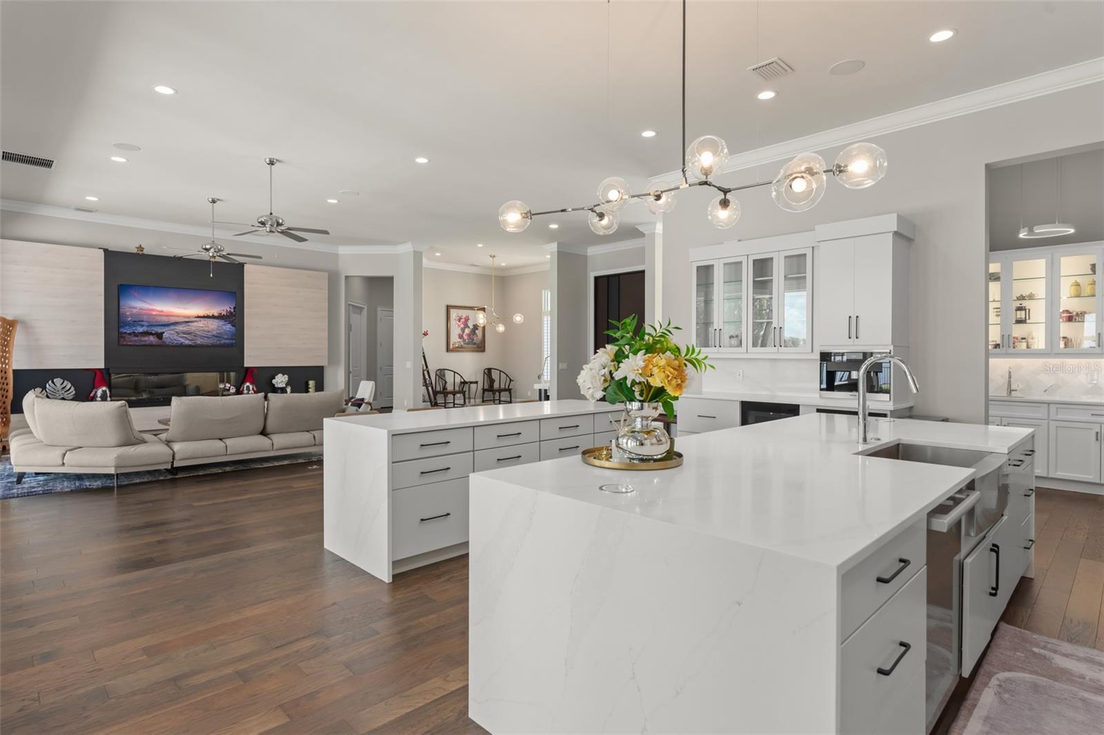ISLES OF LAKE HANCOCK - Residential Lease