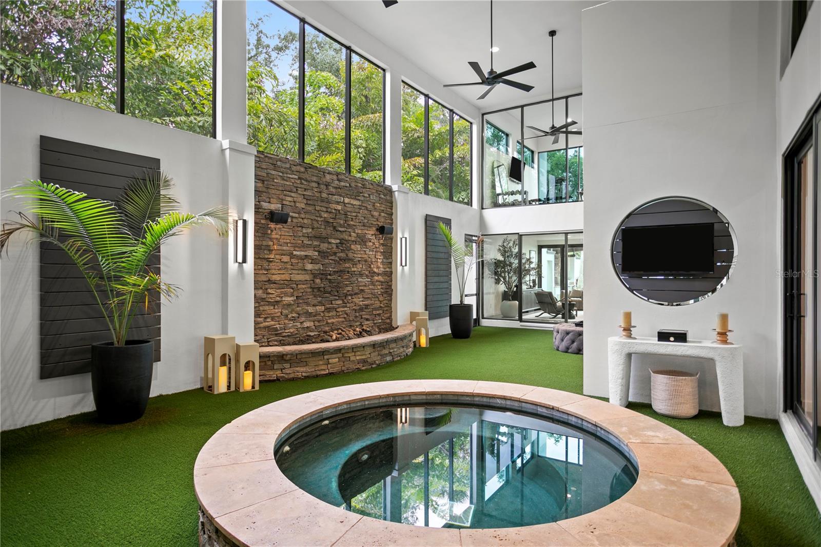 SHELL POINT - Residential