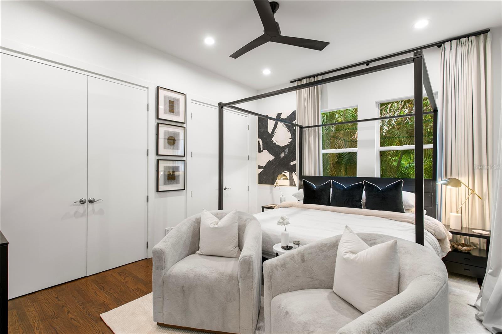 SHELL POINT - Residential