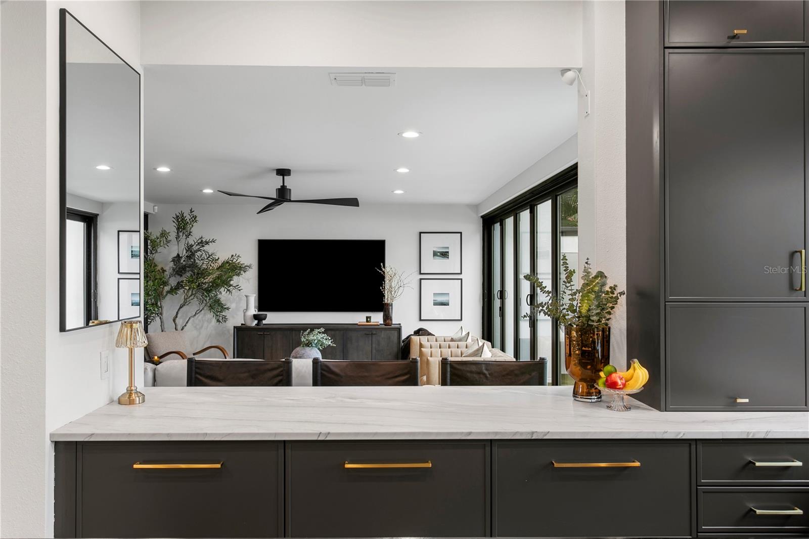 SHELL POINT - Residential