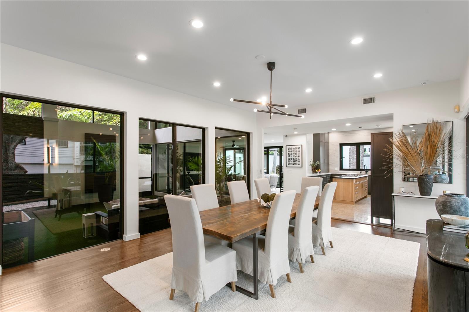 SHELL POINT - Residential