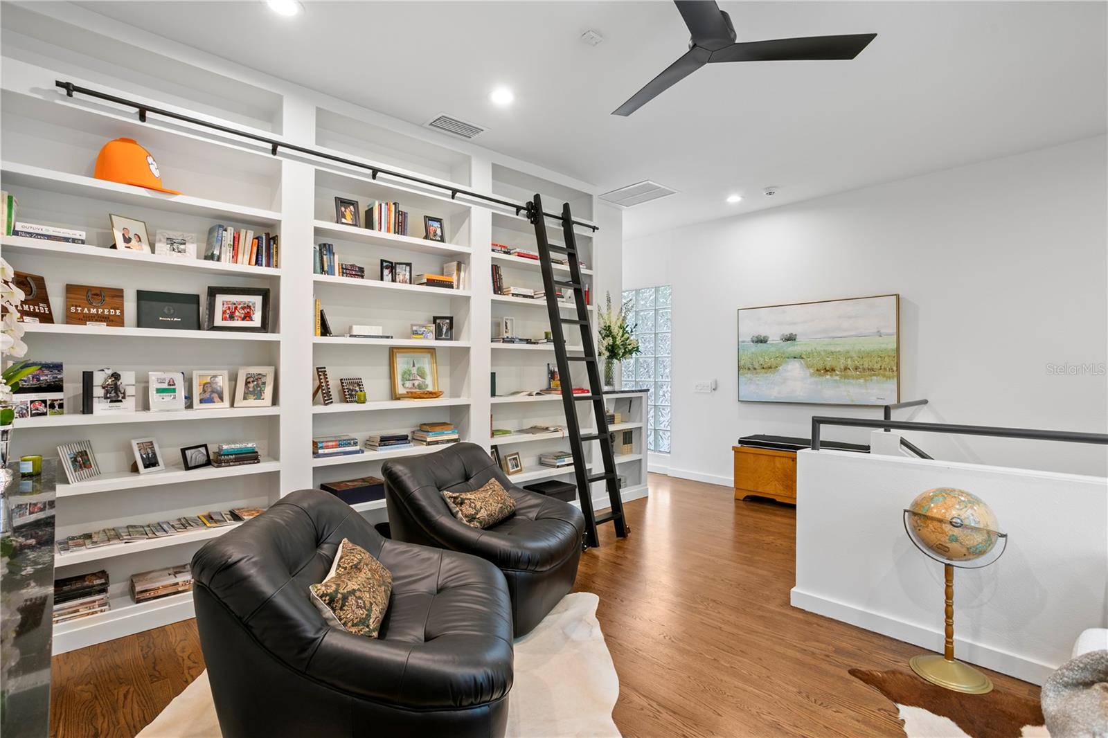 SHELL POINT - Residential