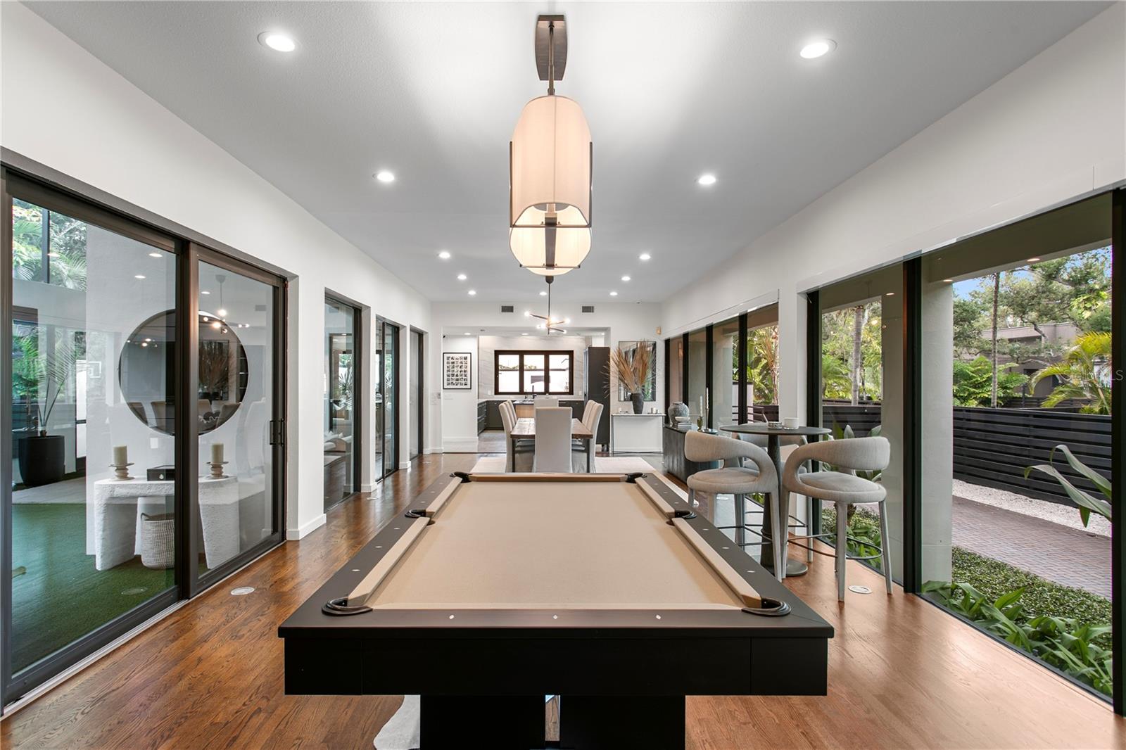 SHELL POINT - Residential