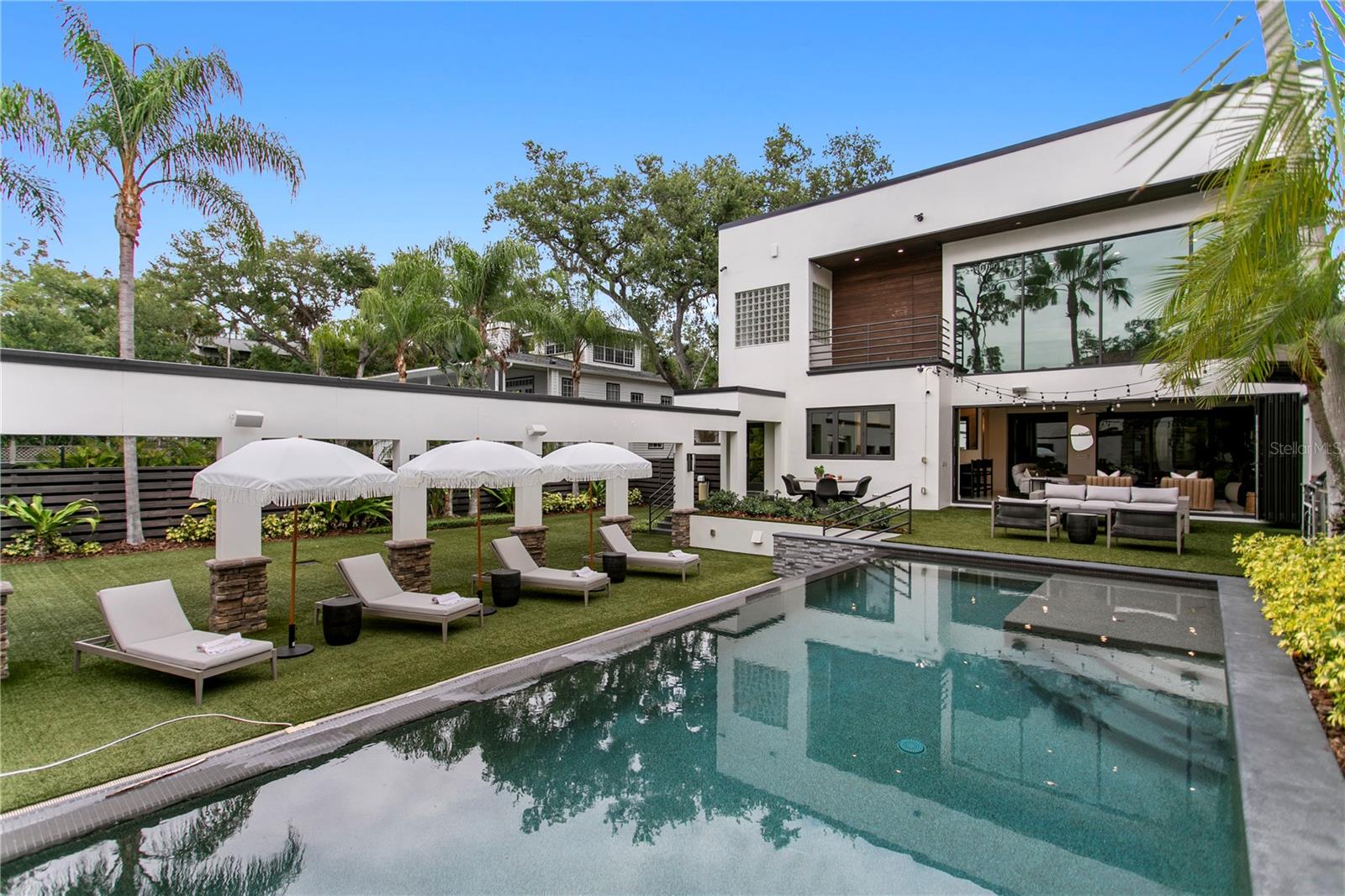 SHELL POINT - Residential