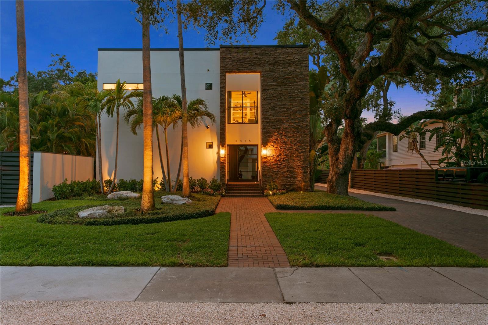 SHELL POINT - Residential