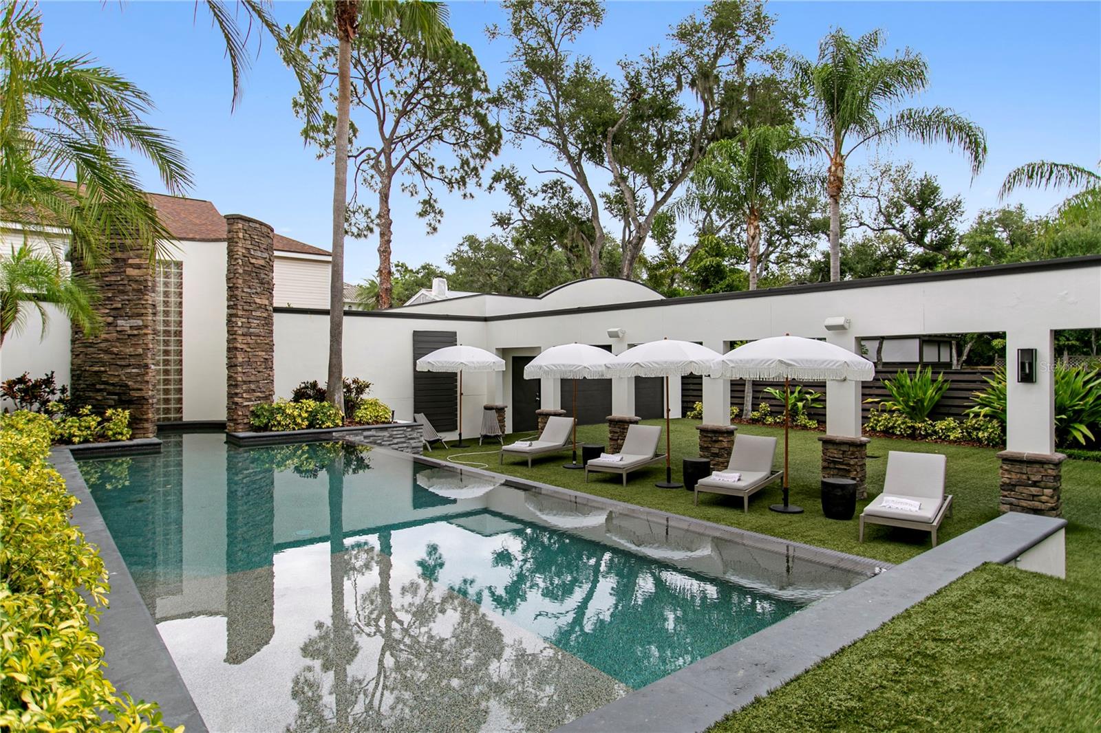 SHELL POINT - Residential
