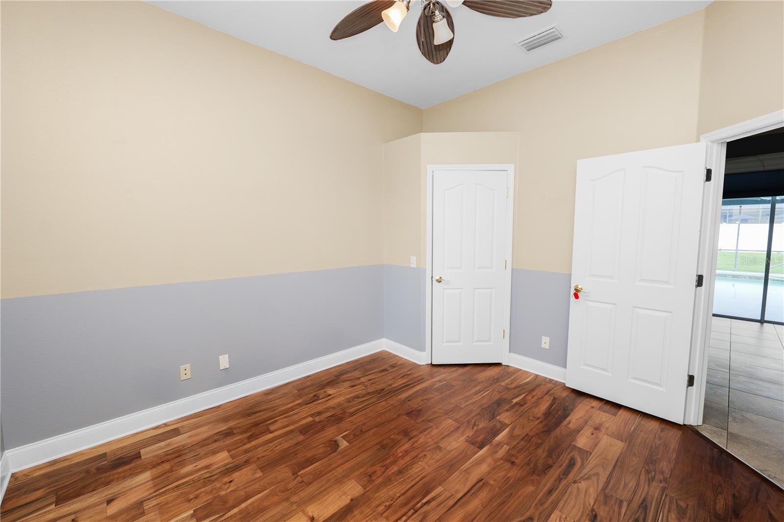 HAWKS RDG - Residential