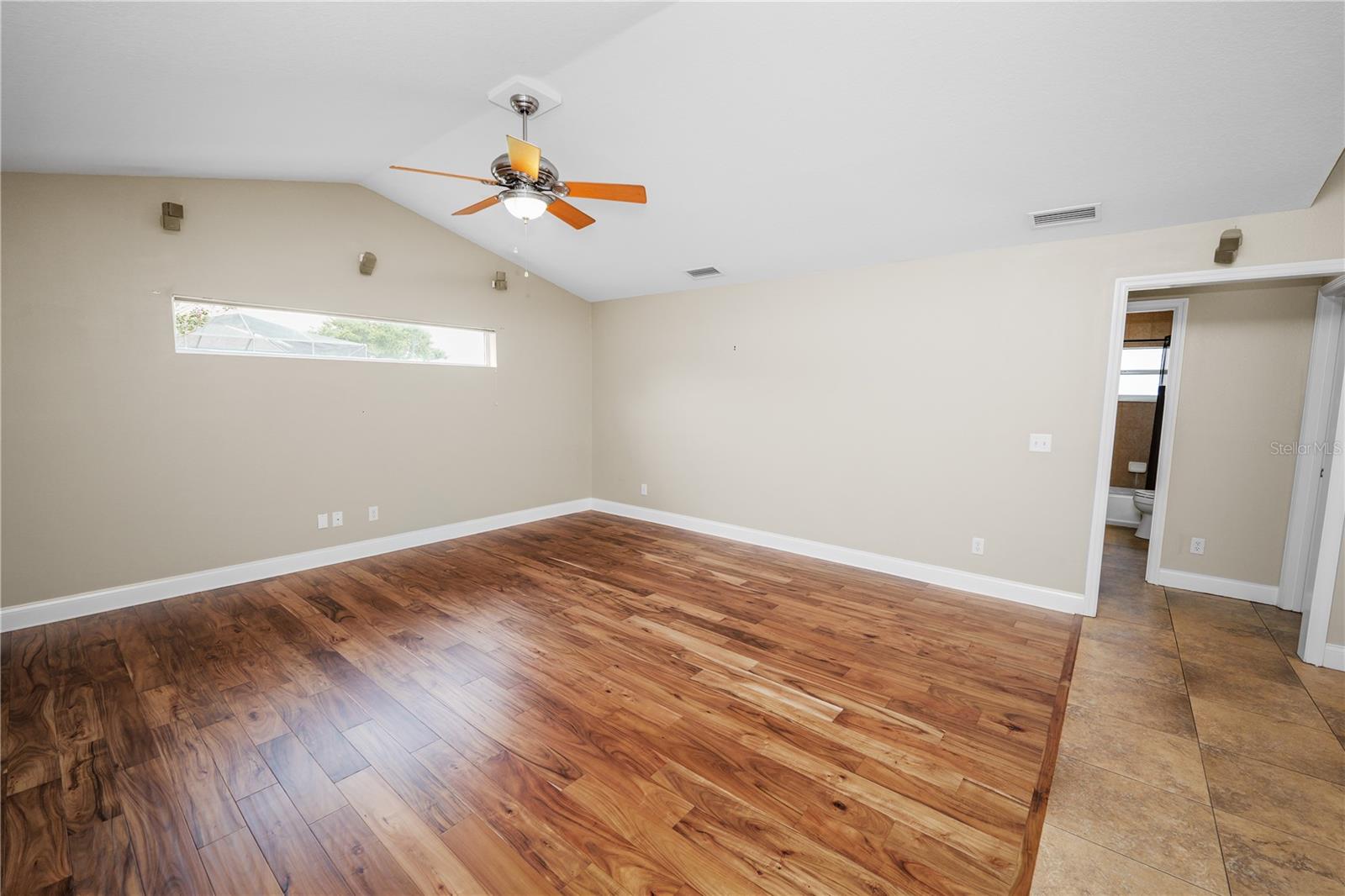 HAWKS RDG - Residential