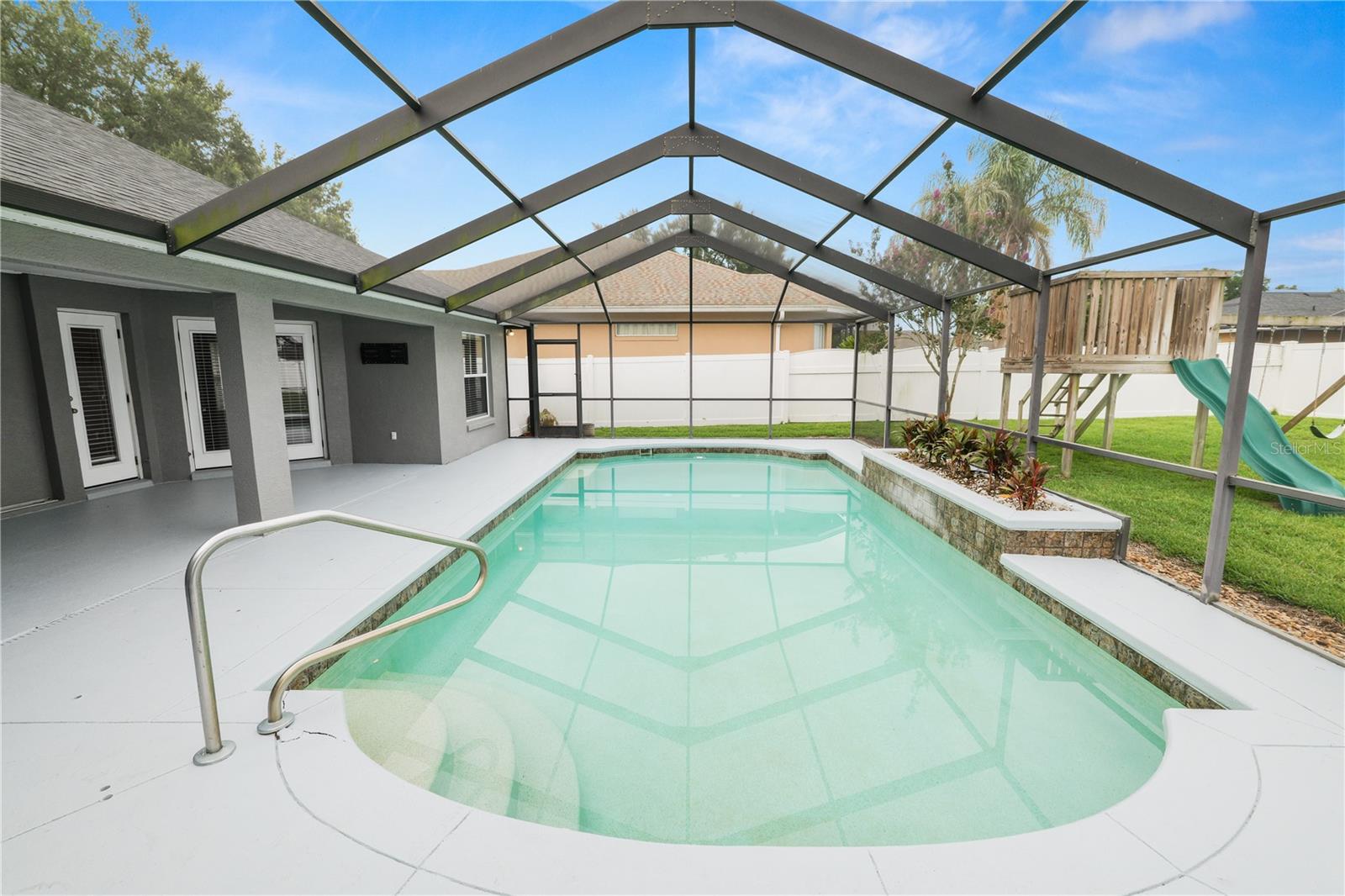 HAWKS RDG - Residential