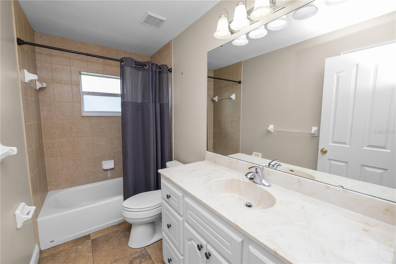 HAWKS RDG - Residential