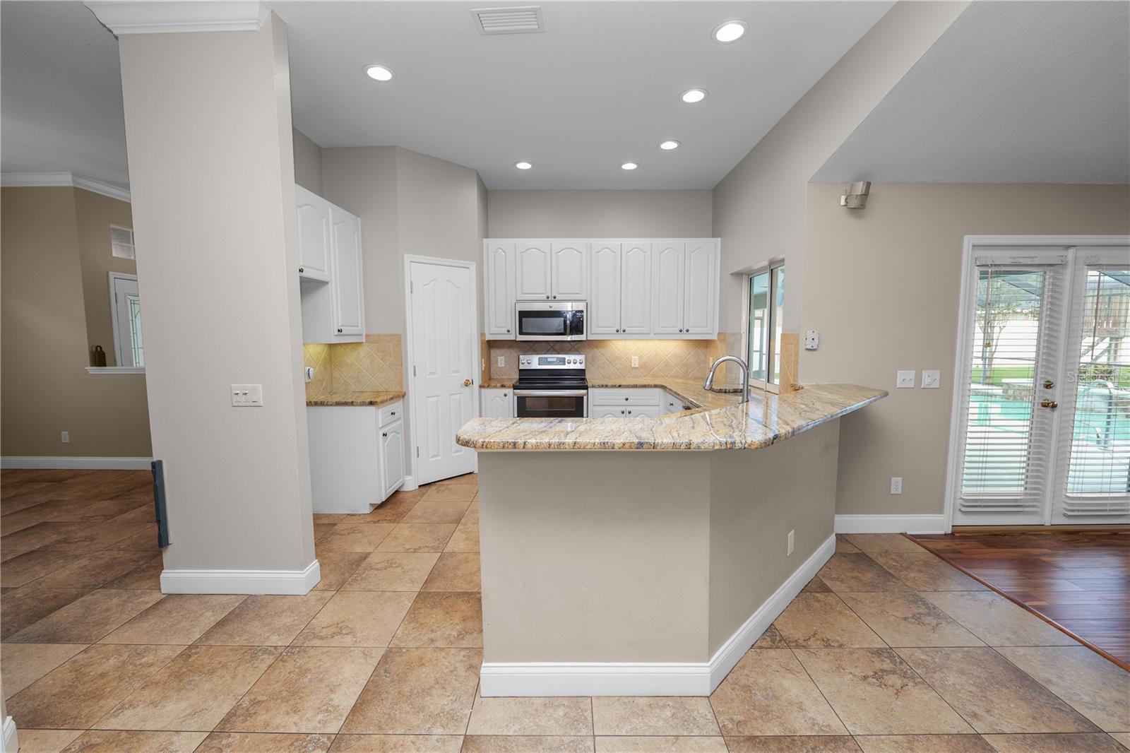 HAWKS RDG - Residential