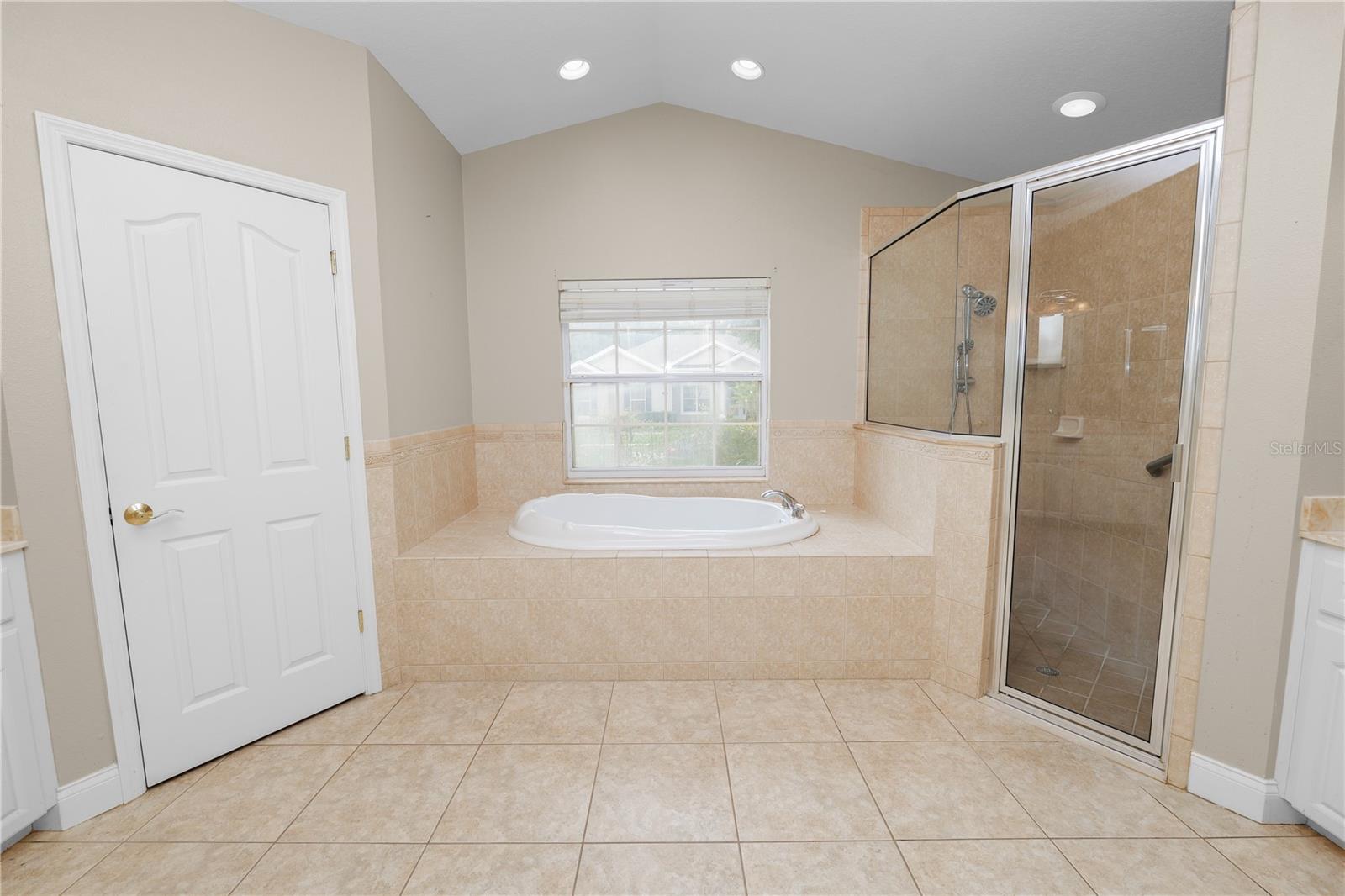 HAWKS RDG - Residential