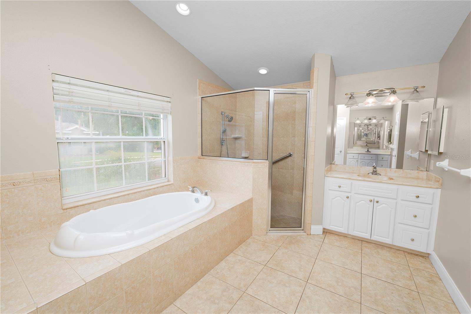 HAWKS RDG - Residential