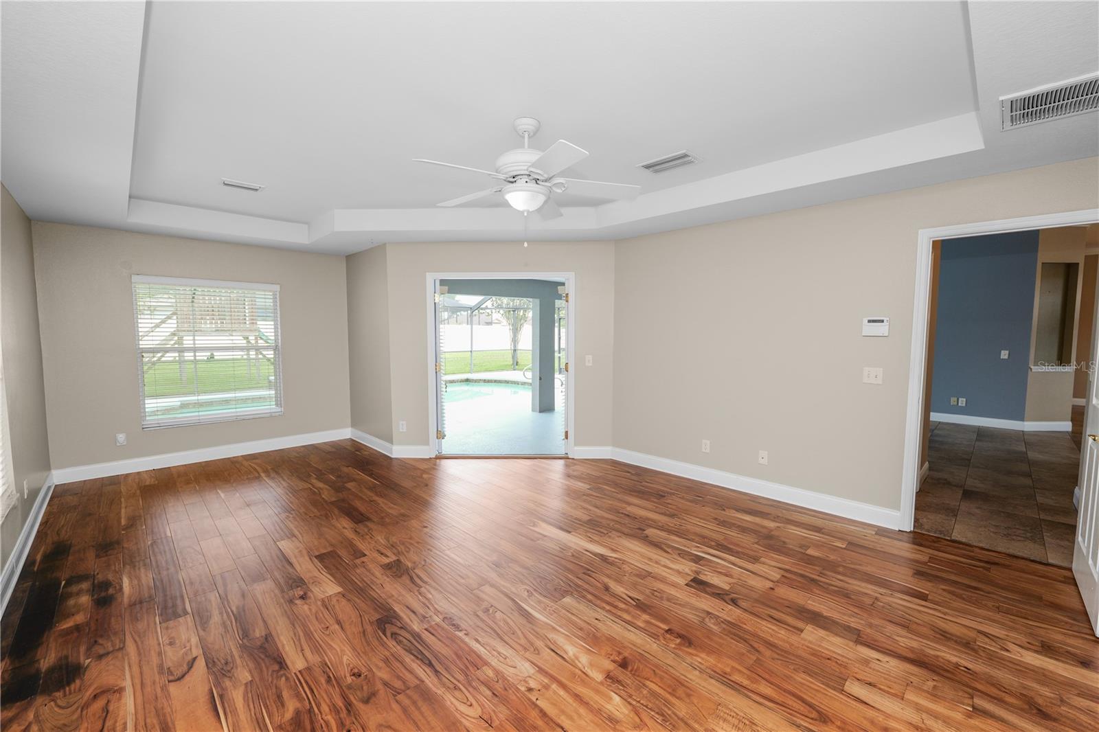 HAWKS RDG - Residential