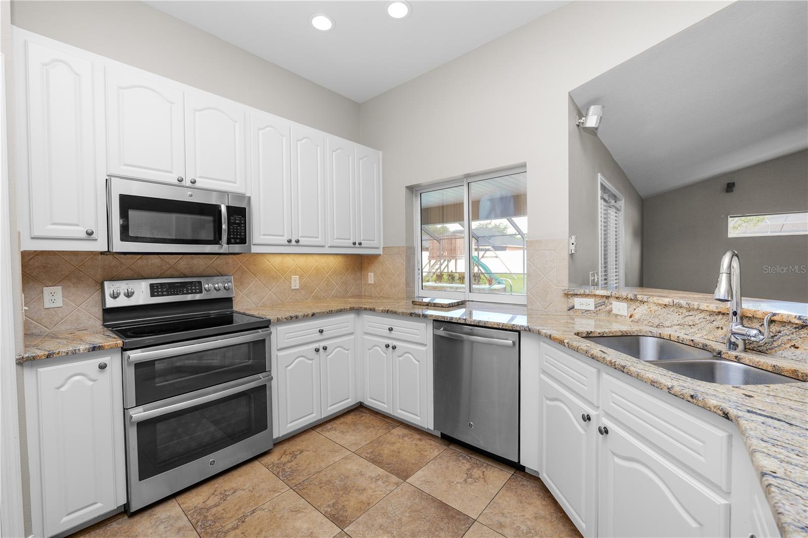 HAWKS RDG - Residential