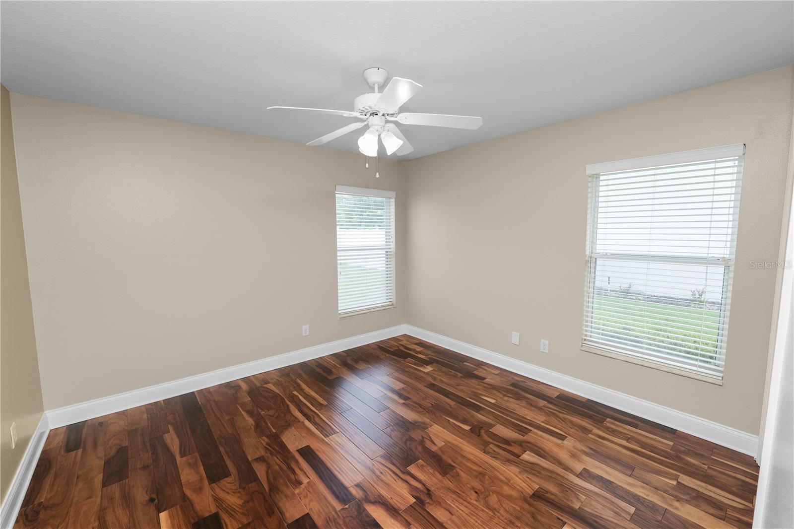 HAWKS RDG - Residential