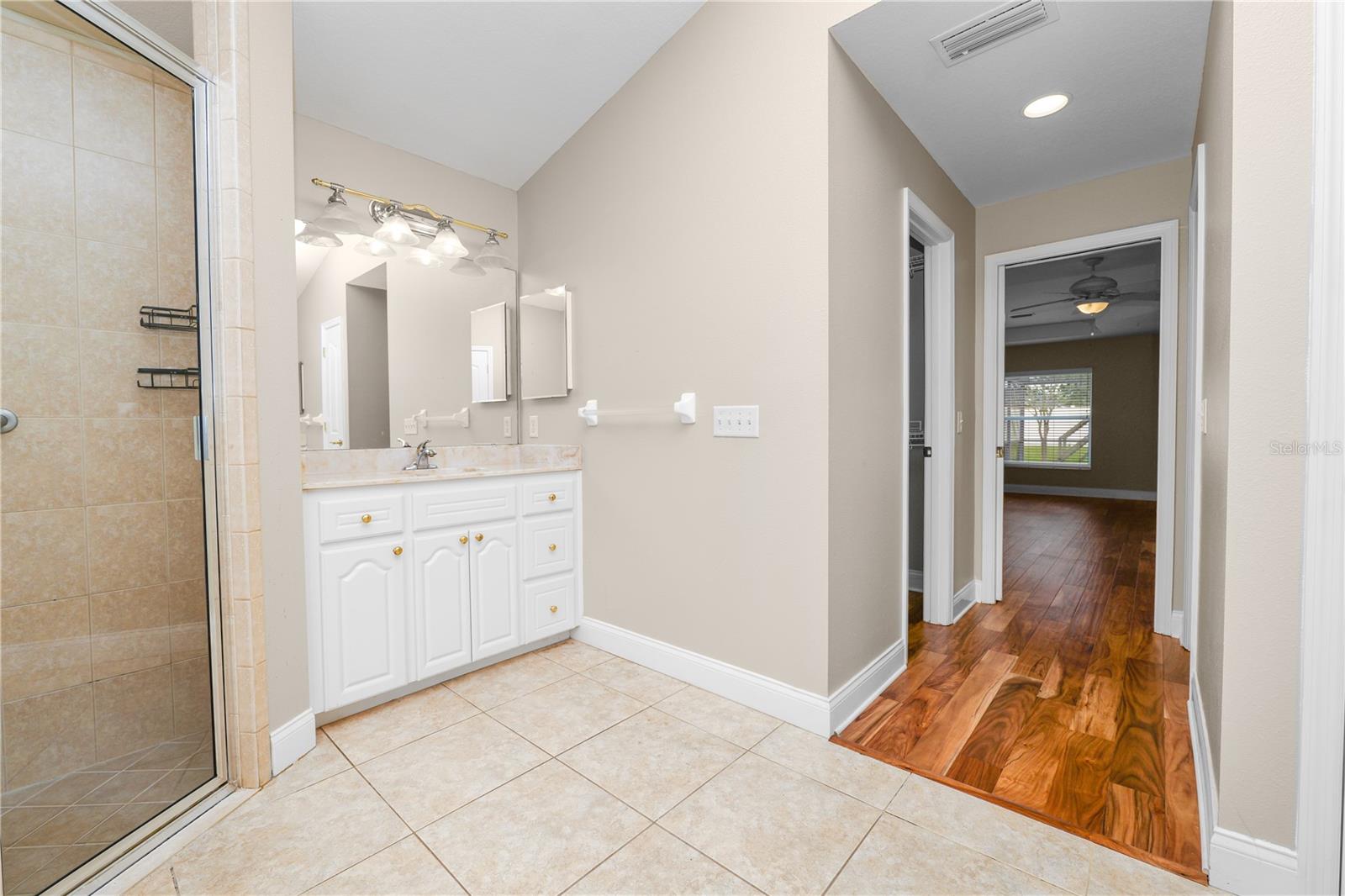 HAWKS RDG - Residential