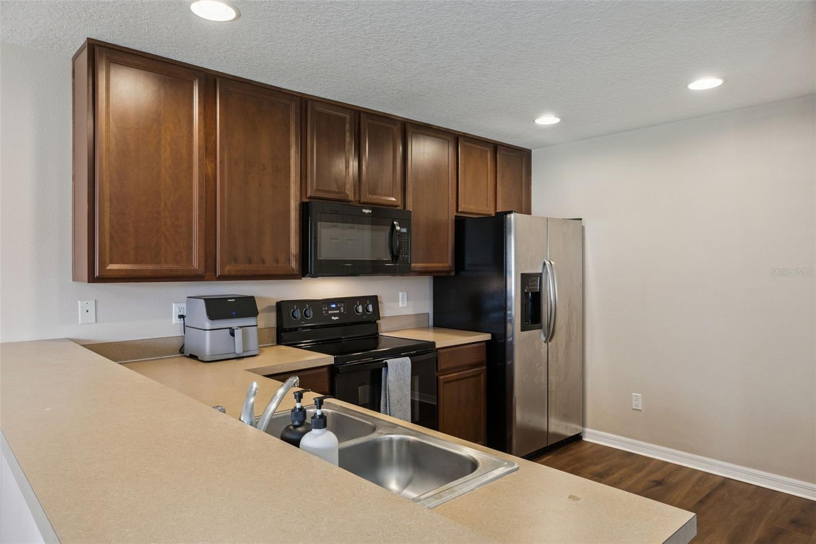HAWTHORNE GLEN TWNHMS - Residential