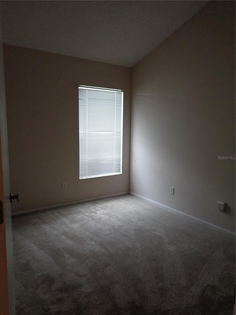 RIVER PARK PH 01 - Residential Lease