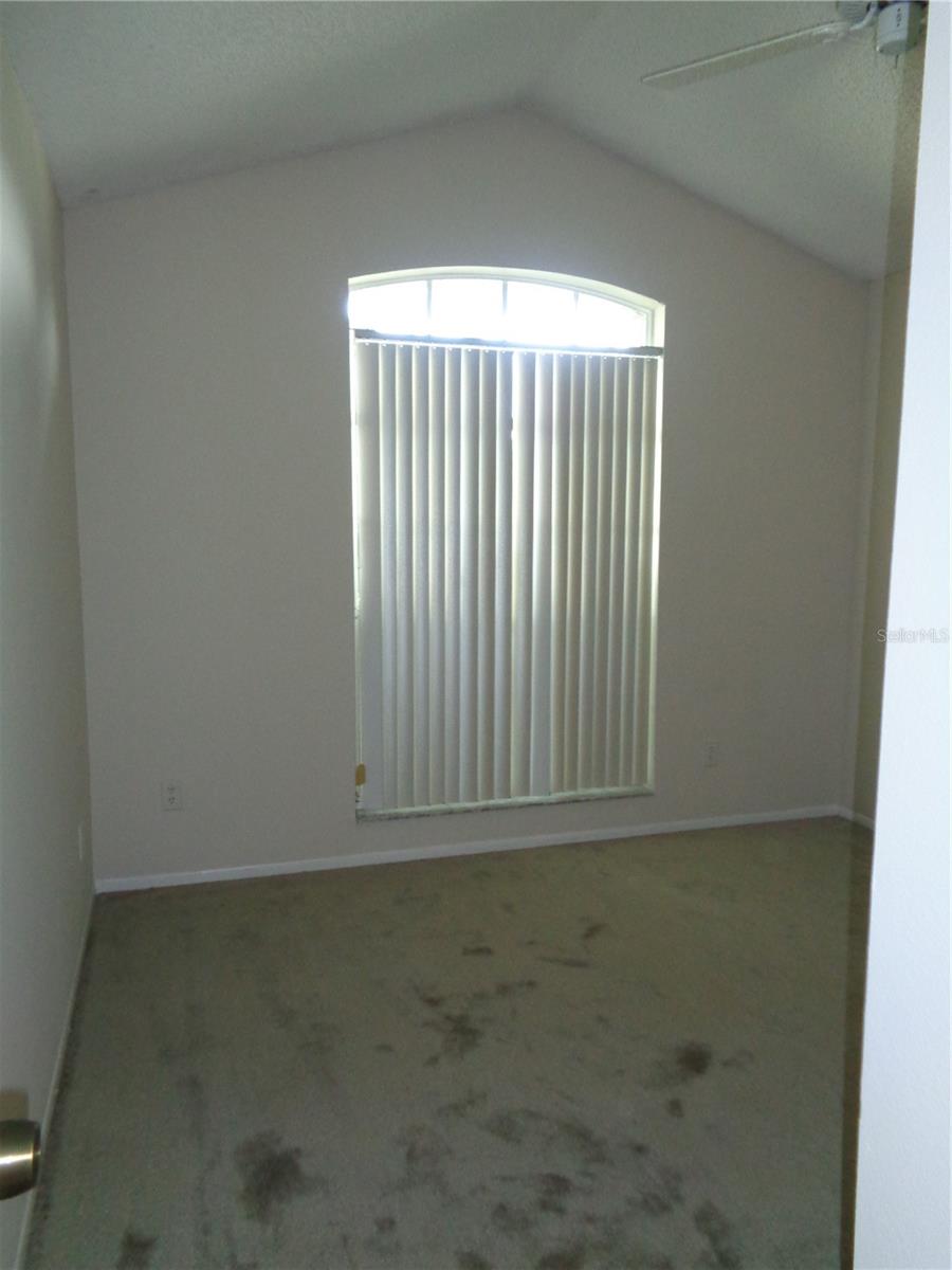 RIVER PARK PH 01 - Residential Lease