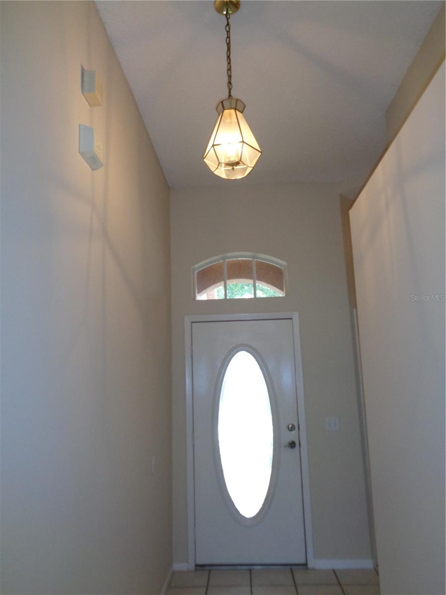 RIVER PARK PH 01 - Residential Lease