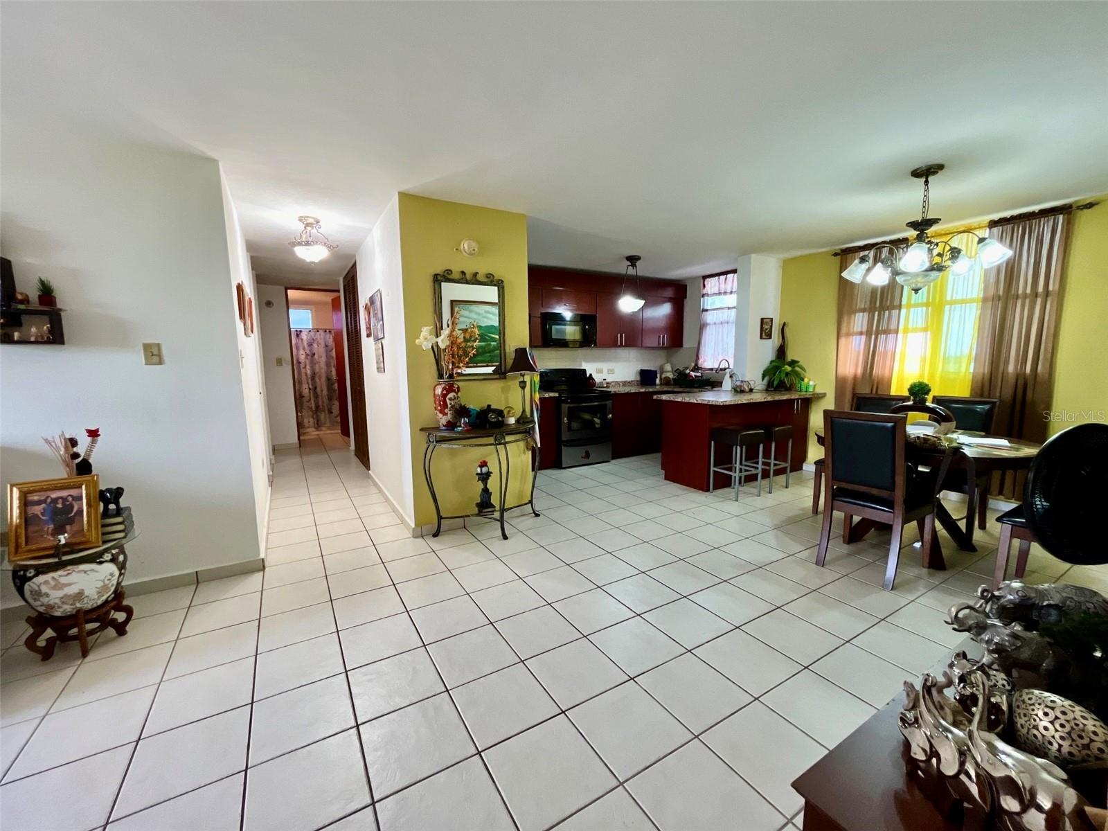 PASEO LA LOMA - Residential