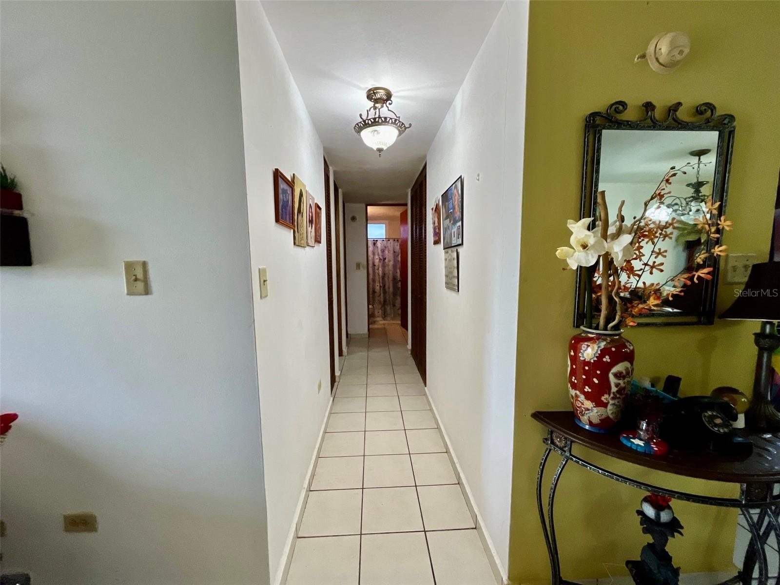 PASEO LA LOMA - Residential