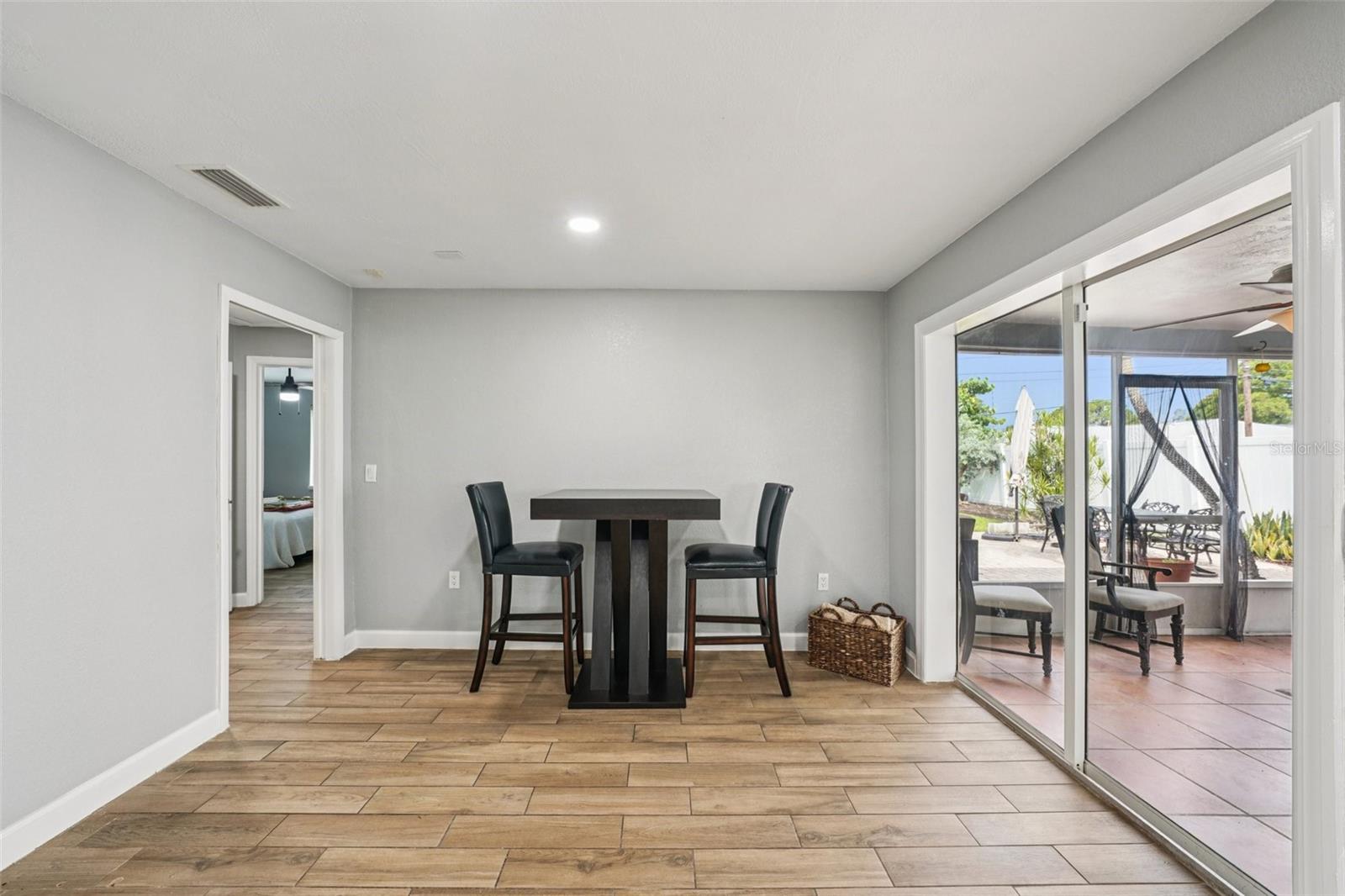 SHORE ACRES BAYOU GRANDE SEC - Residential
