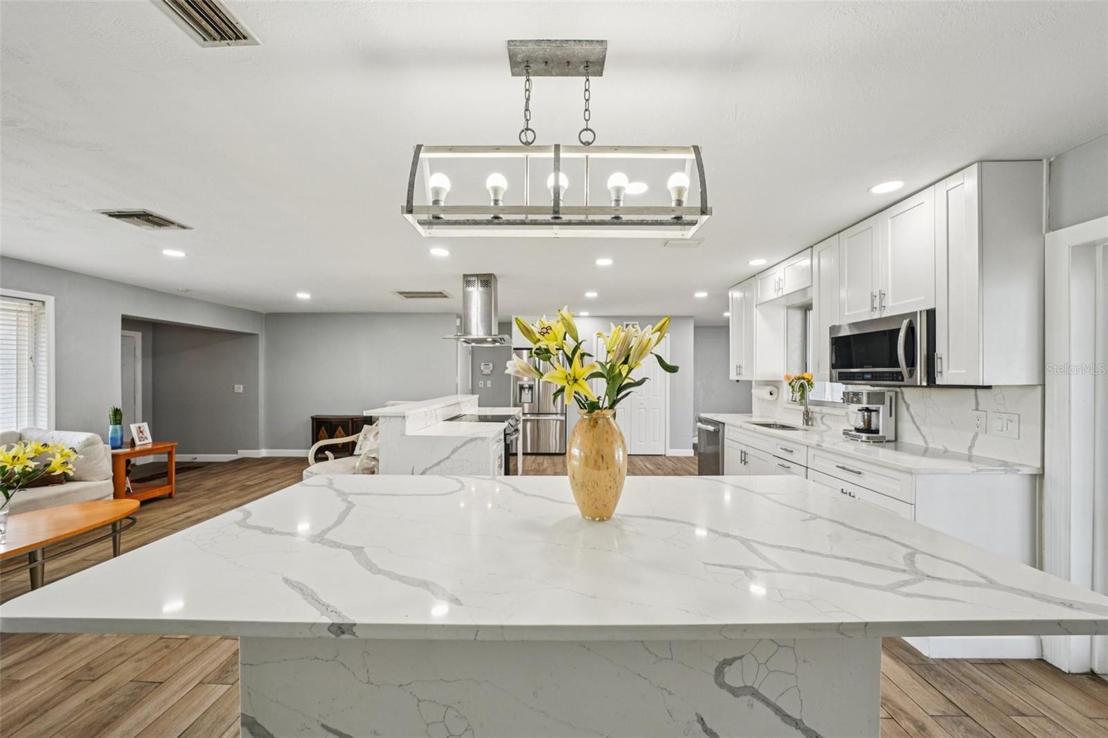 SHORE ACRES BAYOU GRANDE SEC - Residential