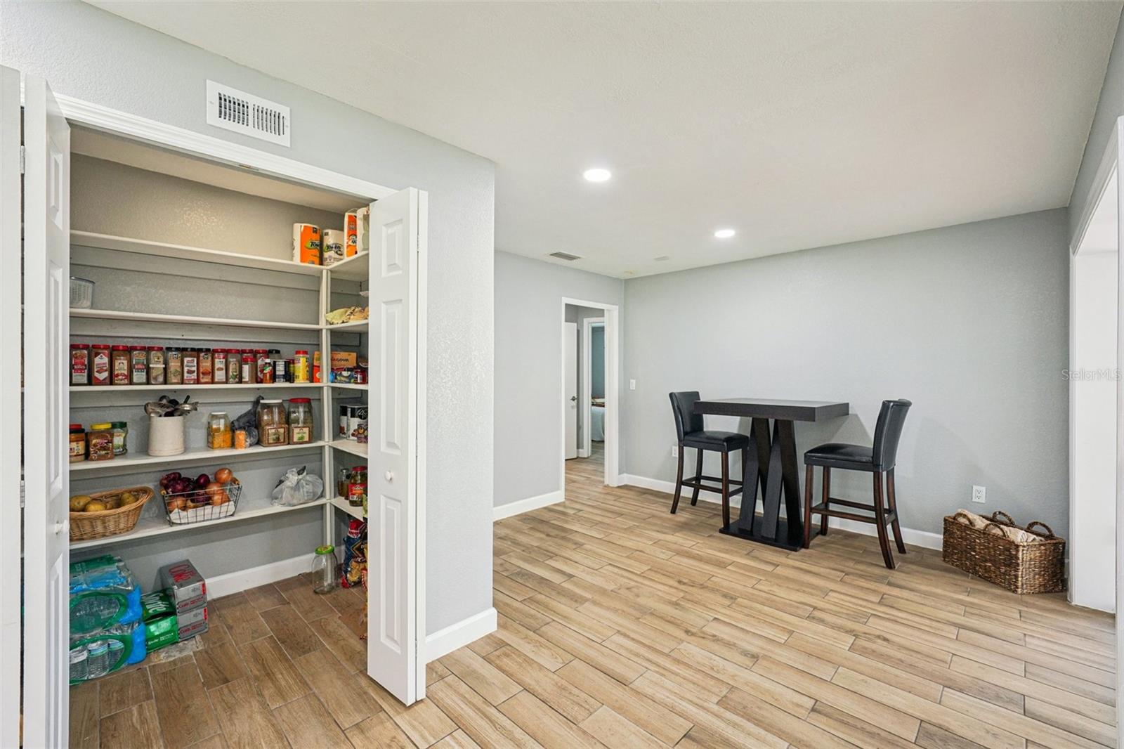 SHORE ACRES BAYOU GRANDE SEC - Residential