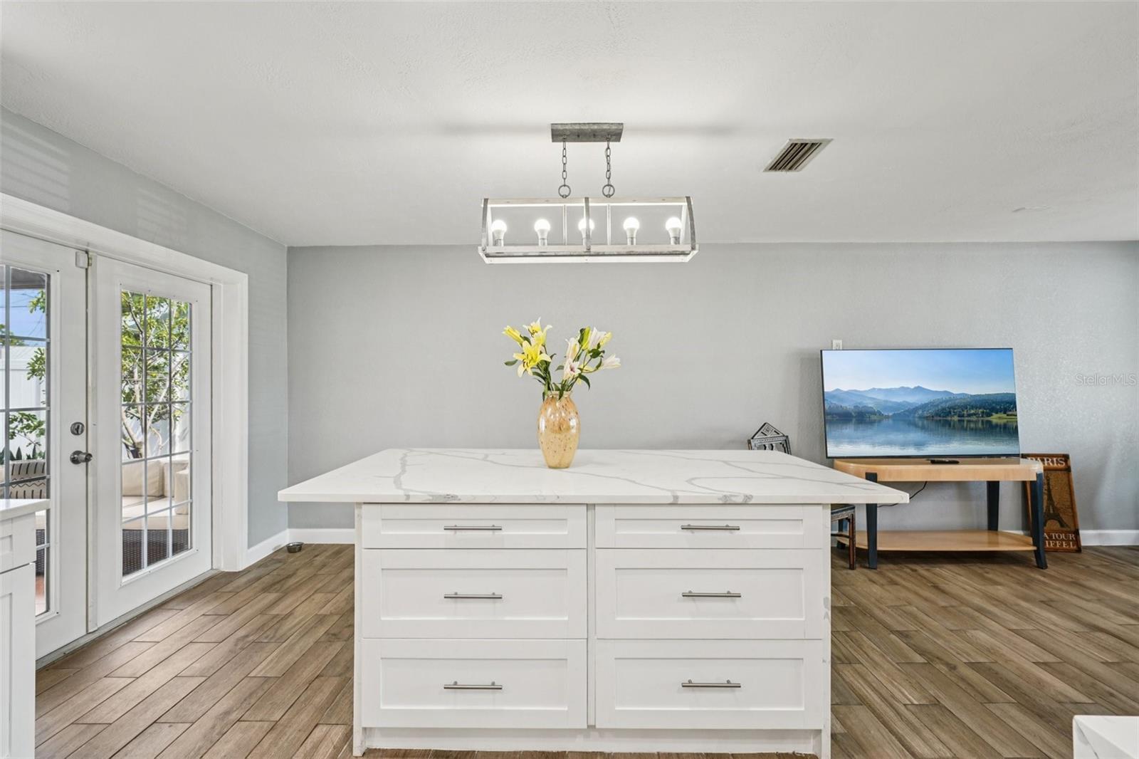 SHORE ACRES BAYOU GRANDE SEC - Residential