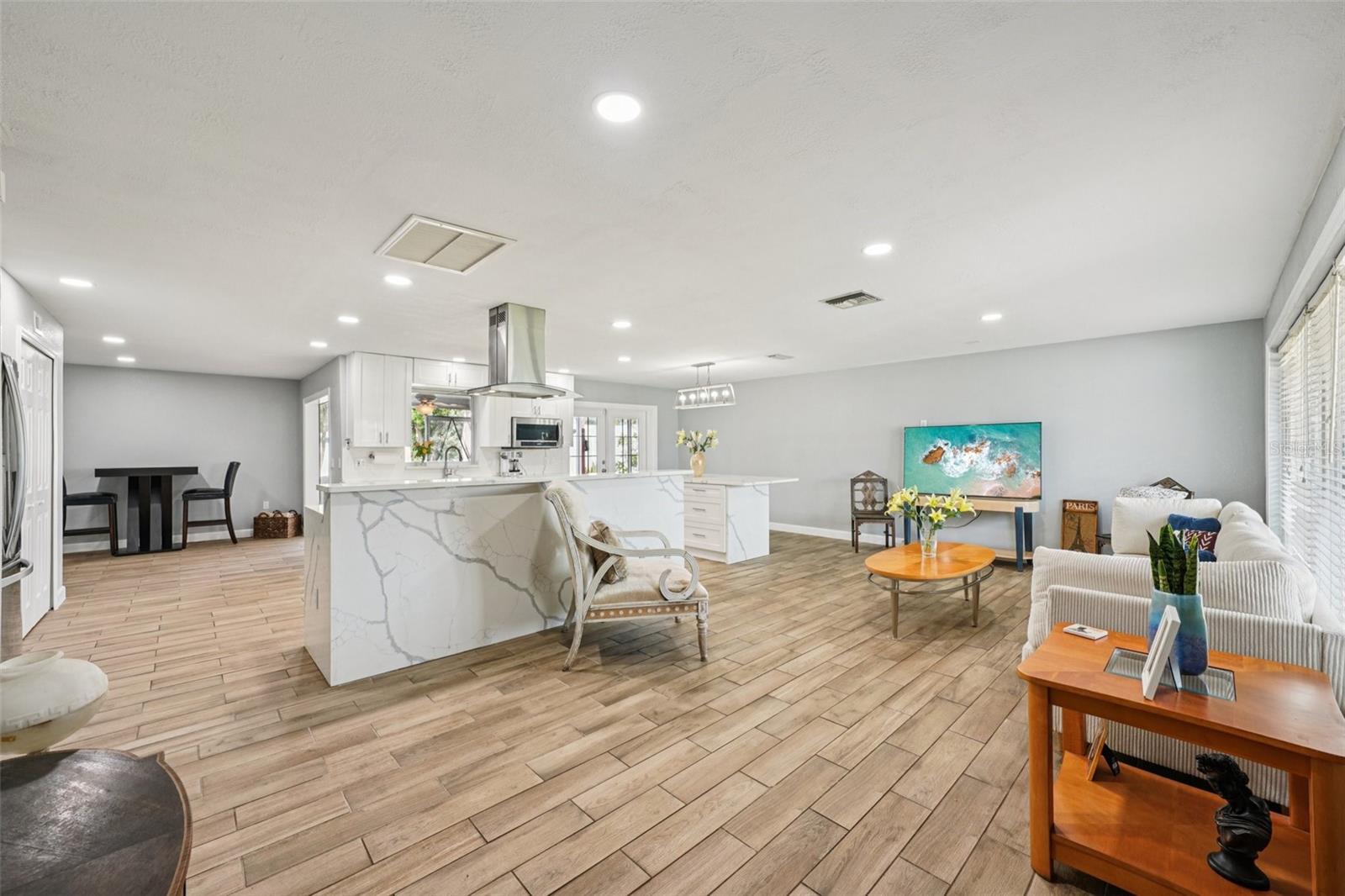 SHORE ACRES BAYOU GRANDE SEC - Residential