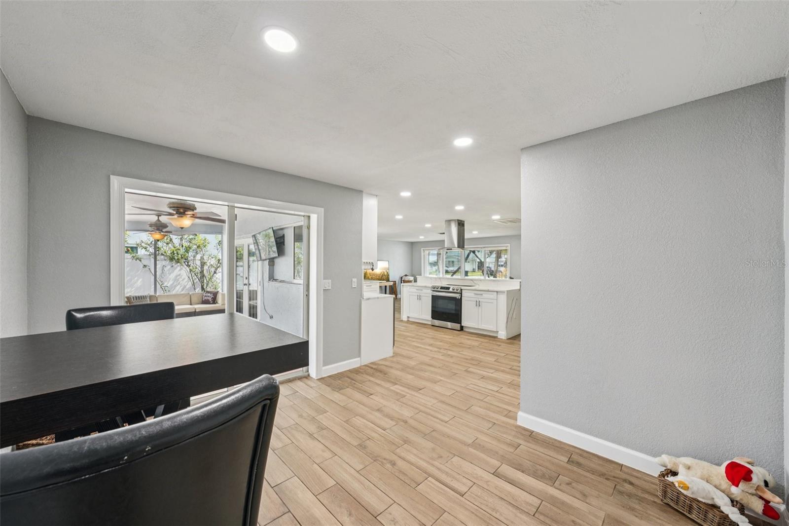 SHORE ACRES BAYOU GRANDE SEC - Residential