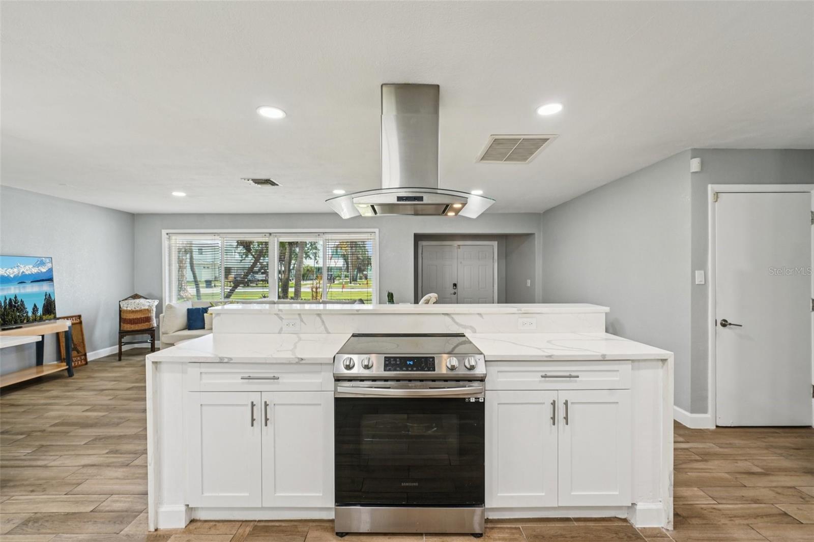 SHORE ACRES BAYOU GRANDE SEC - Residential