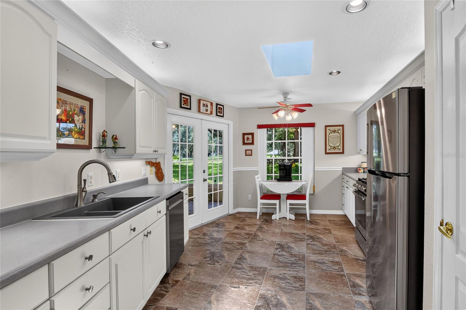 LAKE BESS COUNTRY CLUB - Residential