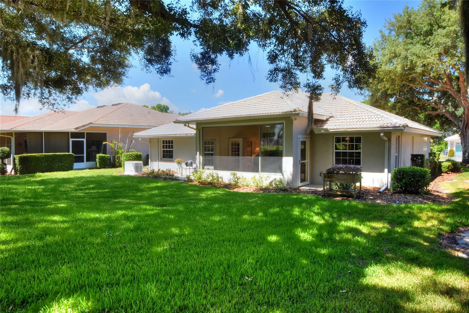 LAKE BESS COUNTRY CLUB - Residential