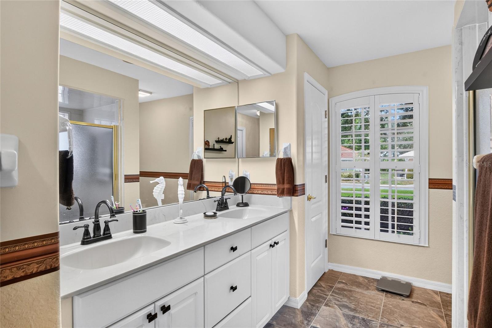 LAKE BESS COUNTRY CLUB - Residential